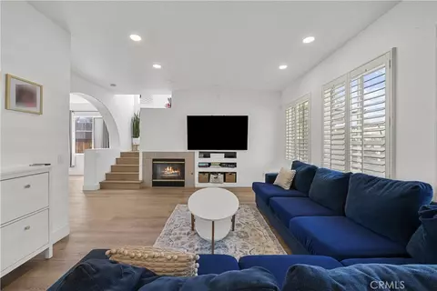Other - 28333 Willow Ct, Saugus, CA 91350 photo 1 of 5