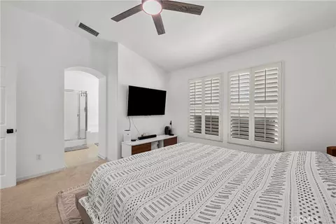 Bedroom - 28333 Willow Ct, Saugus, CA 91350 photo 5 of 5