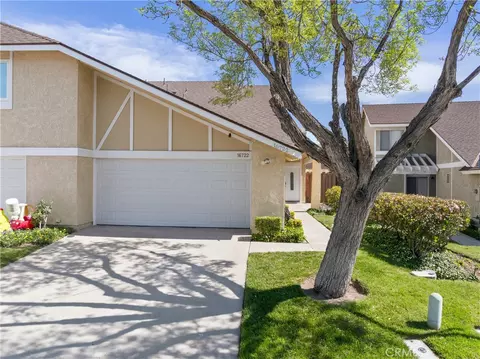 16722 Shinedale Dr, Canyon Country, CA 91387