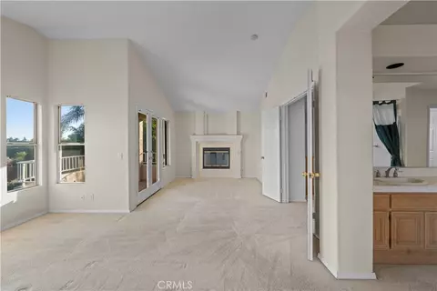 Living - 3727 Via Del Rancho, Oceanside, CA 92056 photo 4 of 12