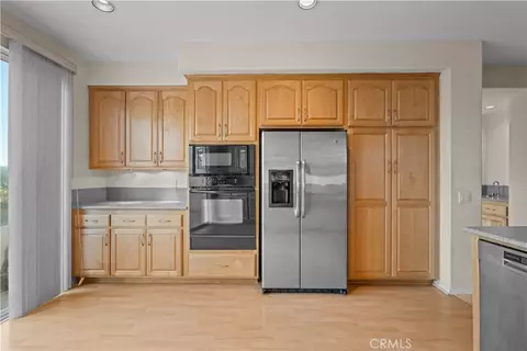 Kitchen - 3727 Via Del Rancho, Oceanside, CA 92056 photo 2 of 3