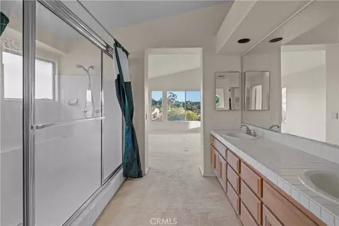 Bath - 3727 Via Del Rancho, Oceanside, CA 92056 photo 4 of 5