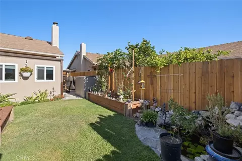 Exterior - 2277 Workman, Simi Valley, CA 93063 photo 3 of 9