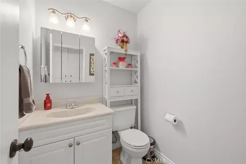 Bath - 2277 Workman, Simi Valley, CA 93063 photo 2 of 2