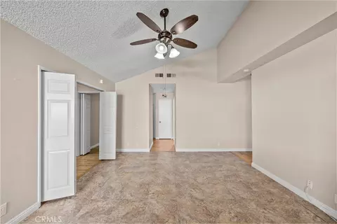 Living - 5695 Bloomfield, Simi Valley, CA 93063 photo 4 of 5