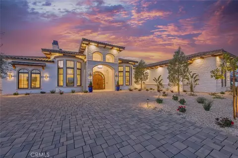 Exterior - 277 Crestview Ave, Camarillo, CA 93010 photo 2 of 10