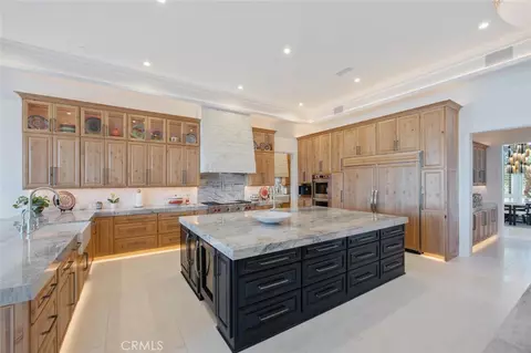 Kitchen - 277 Crestview Ave, Camarillo, CA 93010 photo 1 of 5