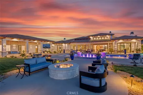 Exterior - 277 Crestview Ave, Camarillo, CA 93010 photo 1 of 10