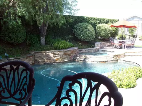 Exterior - 13784 Gunsmoke Rd, Moorpark, CA 93021 photo 3 of 5