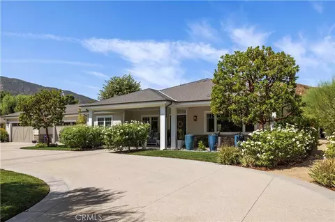 26185 Ravenhill Rd, Canyon Country, CA 91387