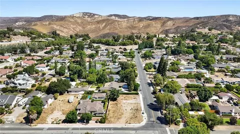 2877 Avenida Simi, Simi Valley, CA 93065 photo 5