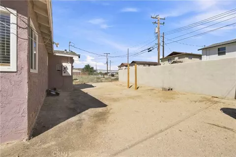Exterior - 3439 Arthur Ave, Mojave, CA 93501 photo 5 of 7