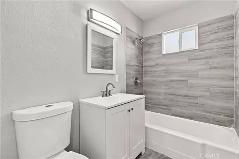 Bath - 3439 Arthur Ave, Mojave, CA 93501 photo 1 of 1
