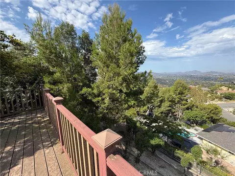 1355 Harmony Ct, Thousand Oaks, CA 91362 photo 10
