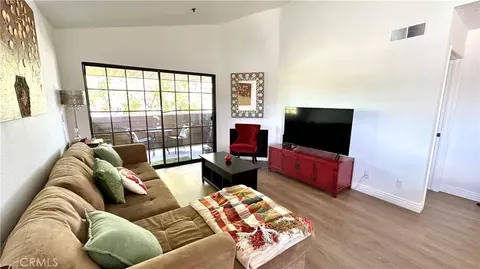 Living - 6545 Reseda Blvd #24, Reseda, CA 91335 photo 1 of 2