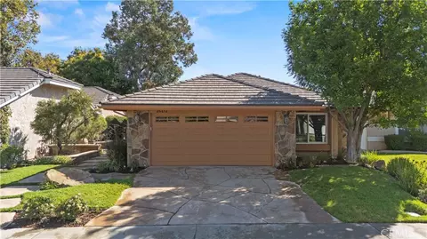 26172 Via Raza, Valencia, CA 91355