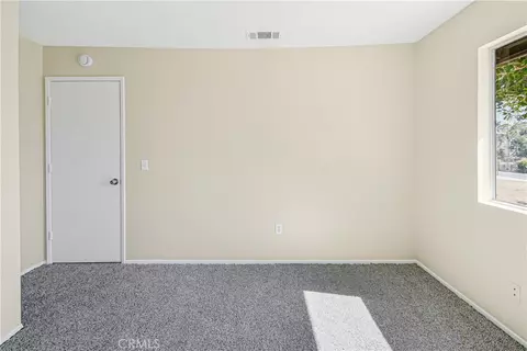 Bedroom - 11694 Pepper St, Hesperia, CA 92345 photo 6 of 10