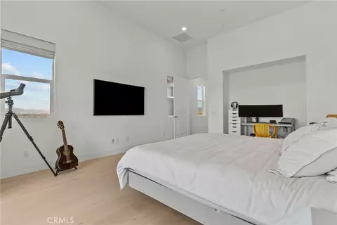 Bedroom - 26849 Snowmass Loop, Valencia, CA 91381 photo 2 of 5