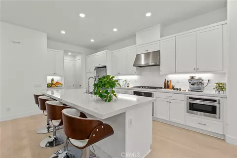Kitchen - 26849 Snowmass Loop, Valencia, CA 91381 photo 3 of 4