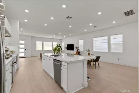 Entry Way - 26849 Snowmass Loop, Valencia, CA 91381 photo 3 of 4