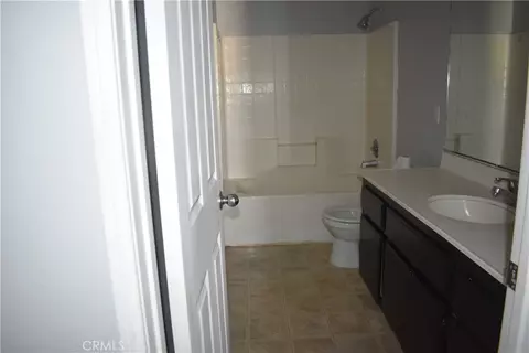 Bath - 43033 Carpenter, Lancaster, CA 93535 photo 2 of 5