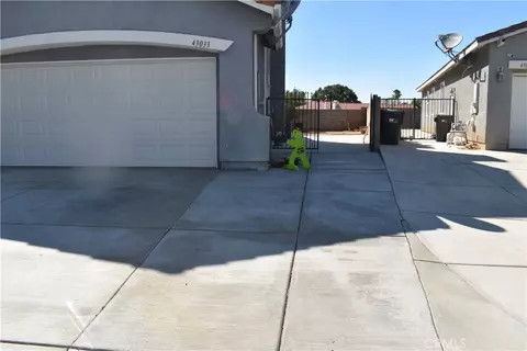 Exterior - 43033 Carpenter, Lancaster, CA 93535 photo 7 of 7