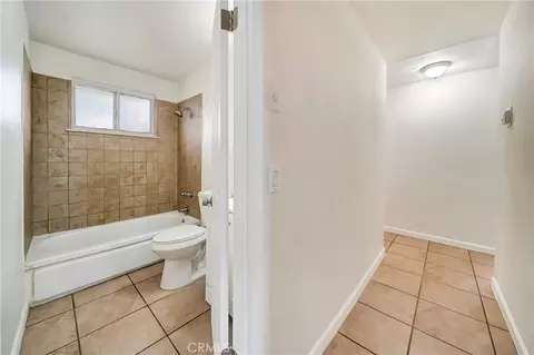 Entry Way - 45351 Kingtree, Lancaster, CA 93534 photo 2 of 4