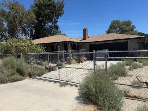 41034 Fieldspring, Lancaster, CA 93535