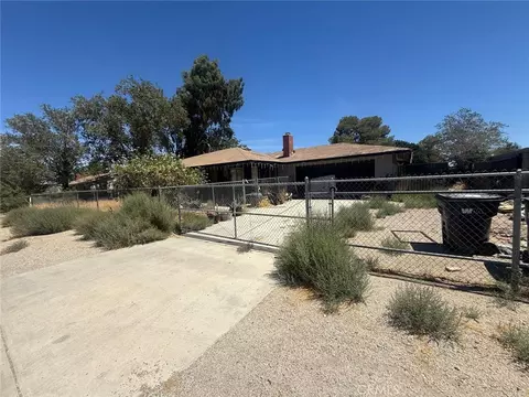 41034 Fieldspring, Lancaster, CA 93535 photo 4