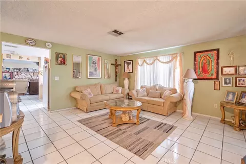 Living - 37617 27th E, Palmdale, CA 93550 photo 1 of 2