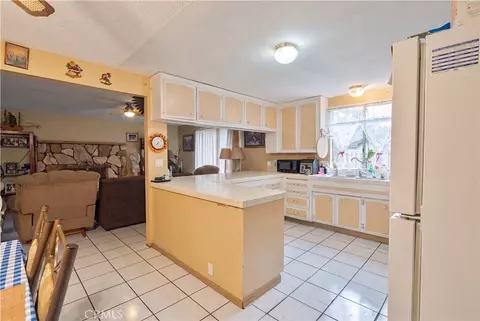 Kitchen - 37617 27th E, Palmdale, CA 93550 photo 1 of 2