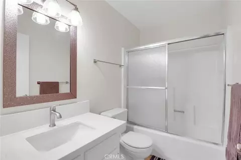 Bath - 5665 Tumbleweed Way, Oceanside, CA 92057 photo 1 of 4