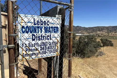 1588 Ridge Route Dr, Lebec, CA 93243 photo 3