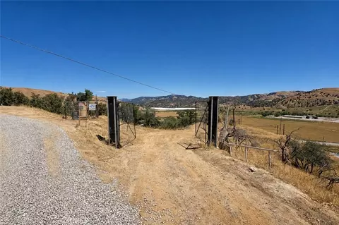 1588 Ridge Route Dr, Lebec, CA 93243 photo 9