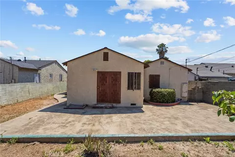 Exterior - 14609 S Cahita Ave, Compton, CA 90220 photo 4 of 6