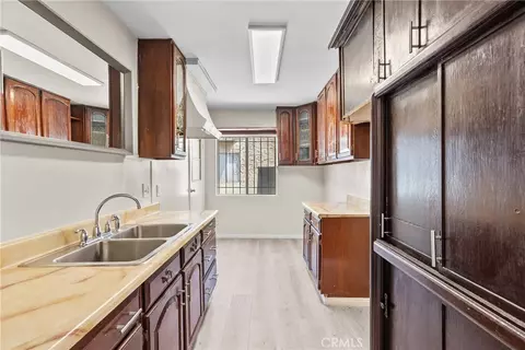 Kitchen - 14609 S Cahita Ave, Compton, CA 90220 photo 1 of 2