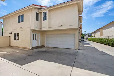 18334 Keswick St, Reseda, CA 91335