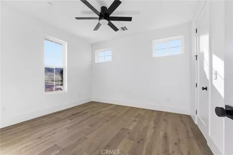 Bedroom - 24401 Oaktree Ct, Tehachapi, CA 93561 photo 2 of 10