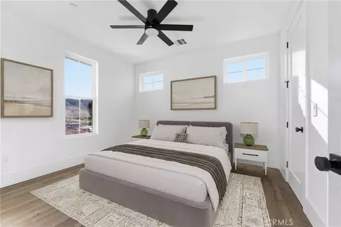 Bedroom - 24401 Oaktree Ct, Tehachapi, CA 93561 photo 1 of 10