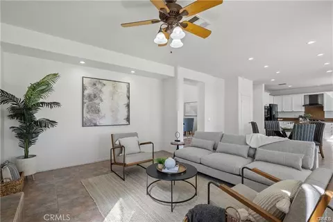 Living - 29052 Madrid Pl, Castaic, CA 91384 photo 3 of 6