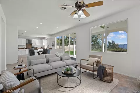 Living - 29052 Madrid Pl, Castaic, CA 91384 photo 4 of 6