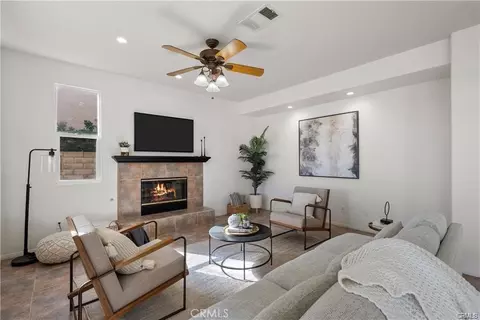 Living - 29052 Madrid Pl, Castaic, CA 91384 photo 6 of 6