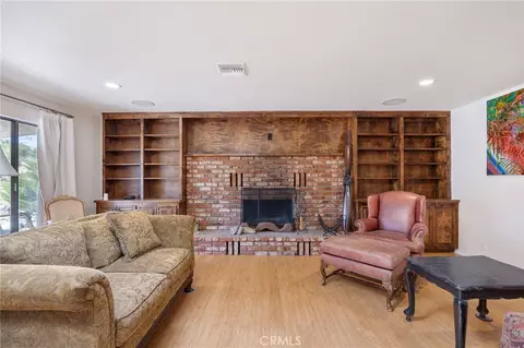 Living - 9144 Northside, Leona Valley, CA 93551 photo 2 of 3