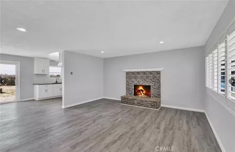 Living - 9110 G, Hesperia, CA 92345 photo 1 of 7