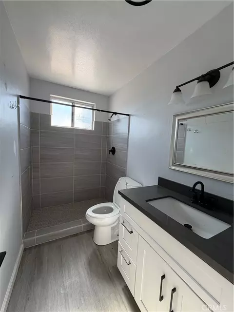 Bath - 9110 G, Hesperia, CA 92345 photo 1 of 4