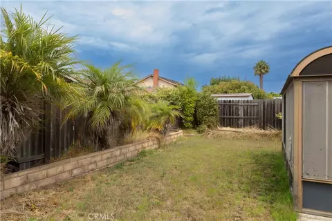 Exterior - 1451 Offshore St, Oxnard, CA 93035 photo 3 of 4