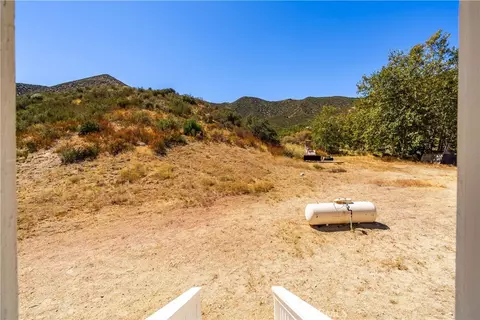 Exterior - 28625 Bootlegger Canyon Rd, Acton, CA 93510 photo 8 of 11