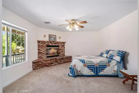 Bedroom - 28625 Bootlegger Canyon Rd, Acton, CA 93510 photo 3 of 5