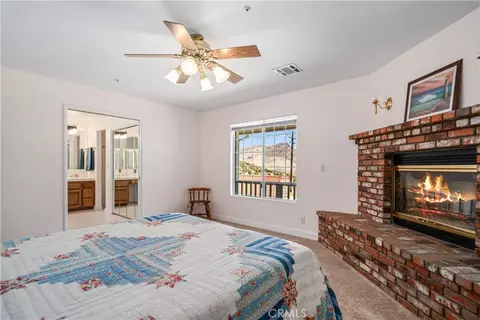 Bedroom - 28625 Bootlegger Canyon Rd, Acton, CA 93510 photo 2 of 5