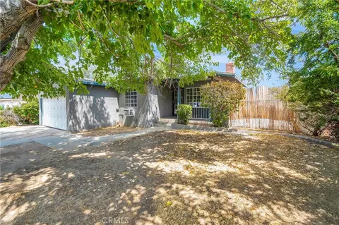 Exterior - 44258 Foxton, Lancaster, CA 93535 photo 2 of 9